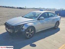 Nissan Altima - zobacz ofertę