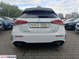 Mercedes Pozostałe 2019 2.0 306 KM Mercedes Pozostałe 2019 2.0 306 KM