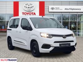 Toyota Pozostałe 2022 1.2 110 KM