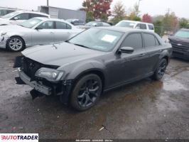 Chrysler 300C 2022 3