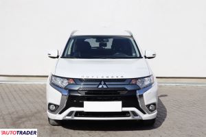 Mitsubishi Outlander 2021 2.4 221 KM