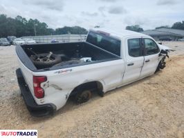 Chevrolet Silverado 2020 4