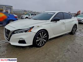 Nissan Altima - zobacz ofertę