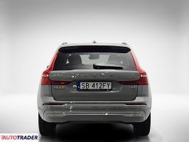 Volvo XC60 2024 2.0 197 KM