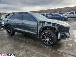 Audi Q8 2021 3