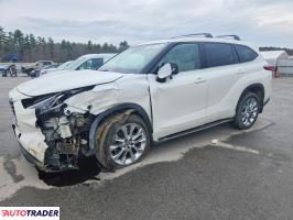 Toyota Highlander 2020 3