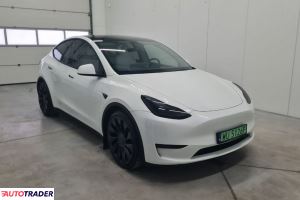 Tesla Model Y 2023 534 KM