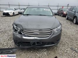 Ford Taurus 2019 3