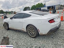 Ford Mustang 2025 5
