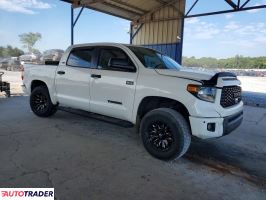 Toyota Tundra 2021 5