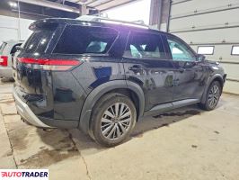 Nissan Pathfinder 2023 3