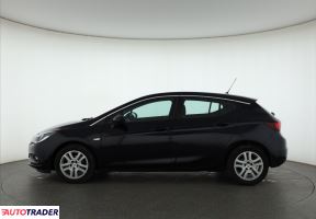Opel Astra 2018 1.4 123 KM