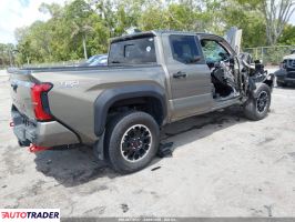 Toyota Tacoma 2024 2