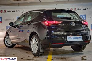 Opel Astra 2018 1.4 150 KM