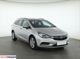 Opel Astra - zobacz ofertę