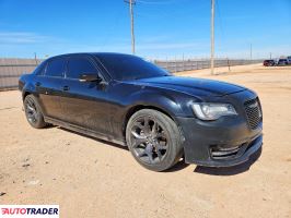 Chrysler 300C 2021 3