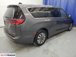 Chrysler Pacifica 2023 3