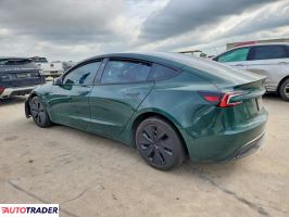 Tesla Model 3 2024