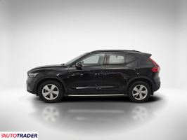 Volvo XC40 2023 1.5 129 KM