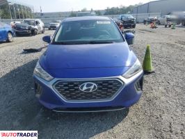 Hyundai IONIQ Hybrid 2020 1