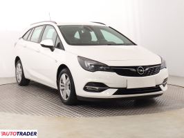 Opel Astra 2020 1.3 143 KM