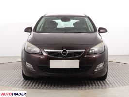 Opel Astra 2011 1.4 138 KM