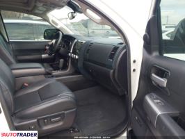 Toyota Sequoia 2021 5