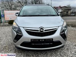 Opel Zafira 2015 1.4 140 KM