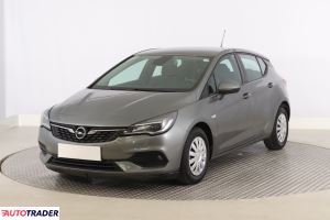 Opel Astra 2019 1.5 120 KM