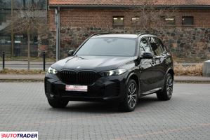 BMW X5 2025 3.0 297 KM