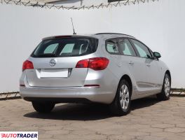 Opel Astra 2015 1.4 118 KM