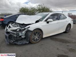 Toyota Camry - zobacz ofertę