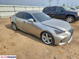 Lexus IS 2020 3