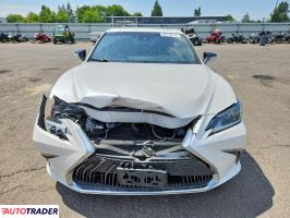 Lexus ES 2020 3