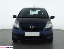 Toyota Yaris 2010 1.3 99 KM