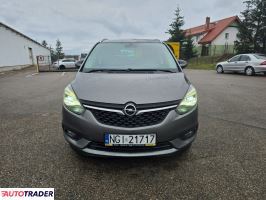 Opel Zafira 2016 1.6 170 KM