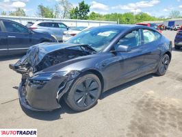 Tesla Model 3 2025