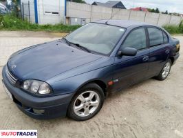 Toyota Avensis 1999 1.8 90 KM