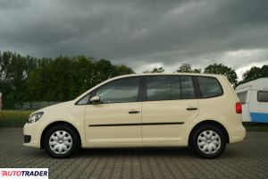 Volkswagen Touran 2015 2.0 110 KM