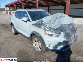 Volvo XC40 - zobacz ofertę