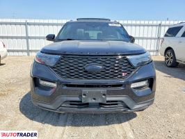 Ford Explorer 2022 3