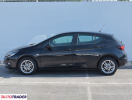 Opel Astra 2018 1.4 123 KM