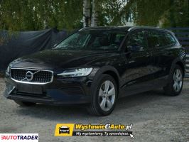 Volvo V60 Cross Country 2021 2.0 197 KM