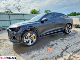 Audi E-tron - zobacz ofertę