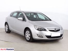 Opel Astra 2010 1.6 113 KM