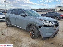 Nissan Pathfinder 2022 3
