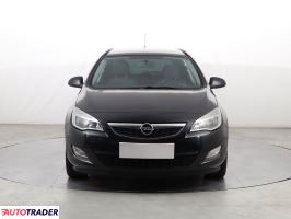 Opel Astra 2012 1.7 108 KM Opel Astra 2012 1.7 108 KM