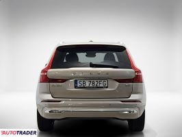 Volvo XC60 2023 2.0 197 KM