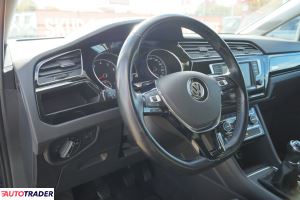Volkswagen Touran 2016 1.4 150 KM Volkswagen Touran 2016 1.4 150 KM