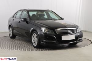 Mercedes C-klasa - zobacz ofertę